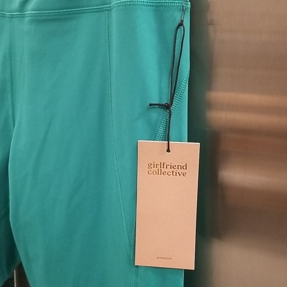 💕GIRLFRIEND💕 Compressive High-Rise Legging F/L - Picture 14 of 16